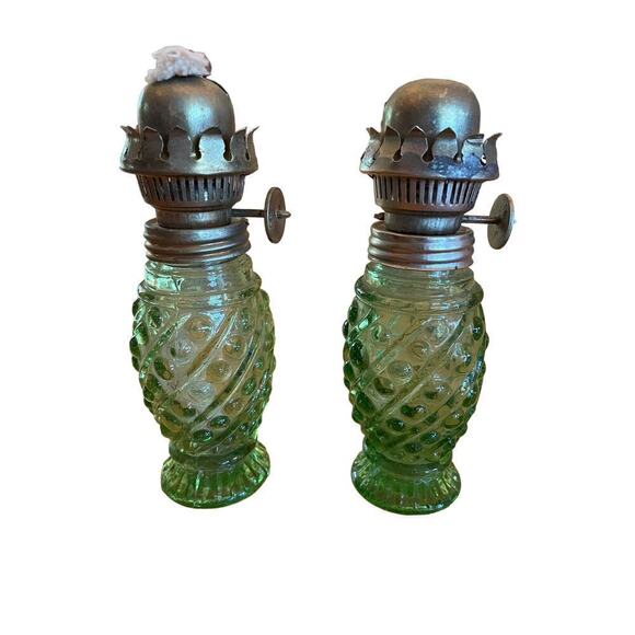 Set of 2 Vintage Small Green Glass Oil Lamps. MCM? Farmhouse Decor. 6" - Picture 1 of 6
